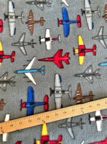 Lilly Craft Airplanes on Gray Print Fleece Fabric 58-60